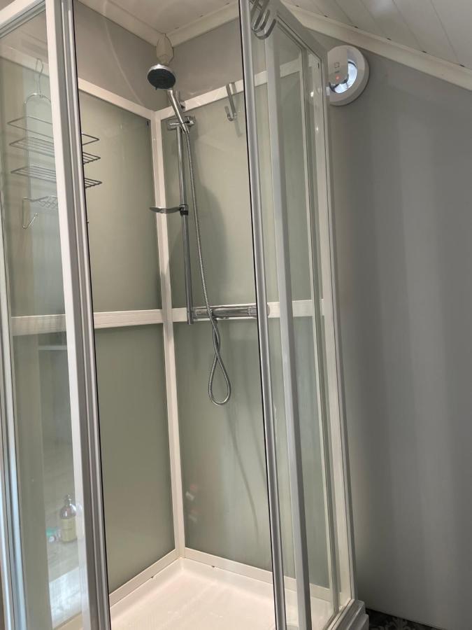 Modern, Small Appartment 라비크 외부 사진